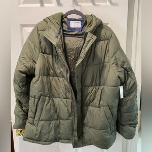 Amazon Essentials Puffer Jacket